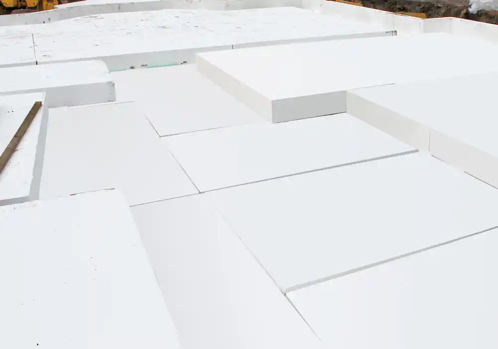 Éléments d’isolation de toiture en EPS et Neopor